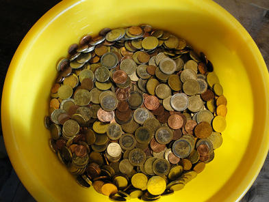 Eimer Geld